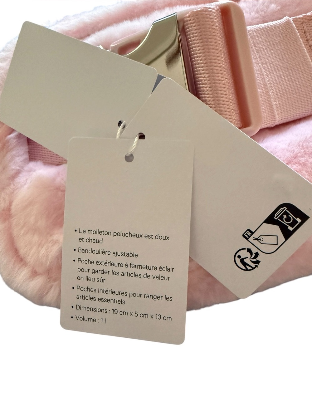NWT Lululemon Everywhere Belt Bag Strawberry Milkshake Plush Fleece 1L - Picture 5 of 7